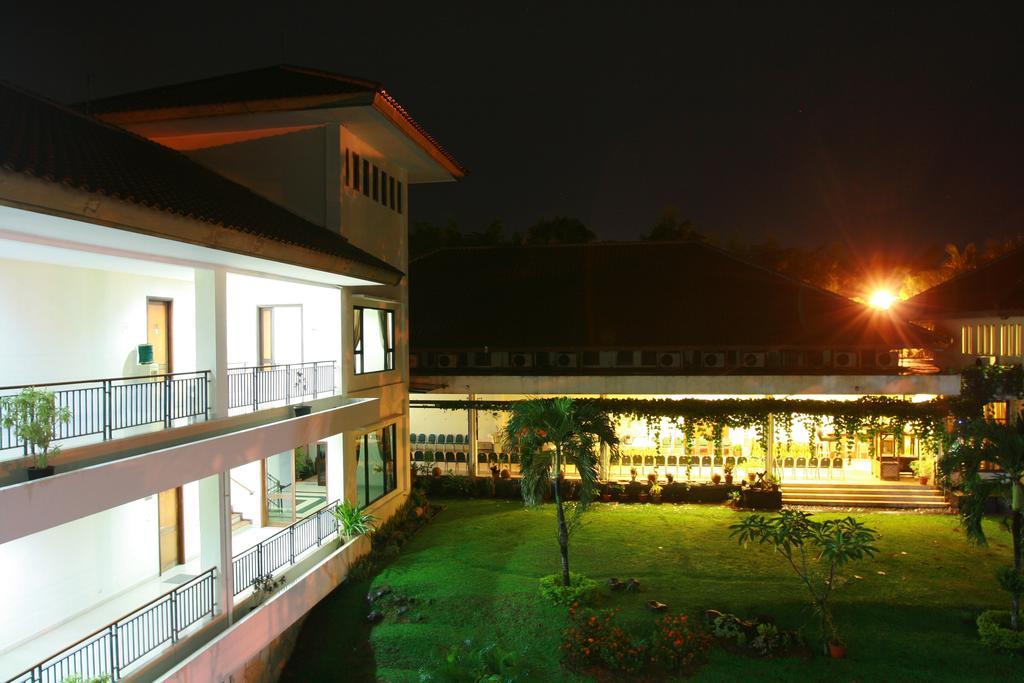 Gdw Hotel & Resort Bogor Bagian luar foto